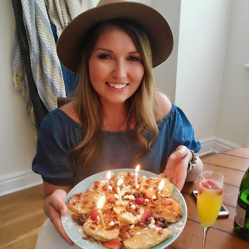 Meet your Posher, Lauren